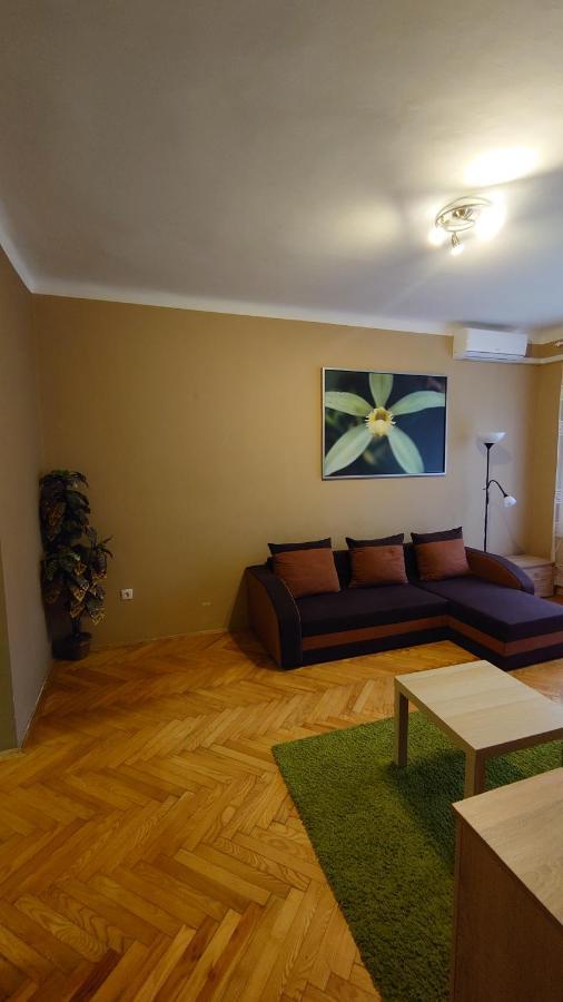 Koroesi *